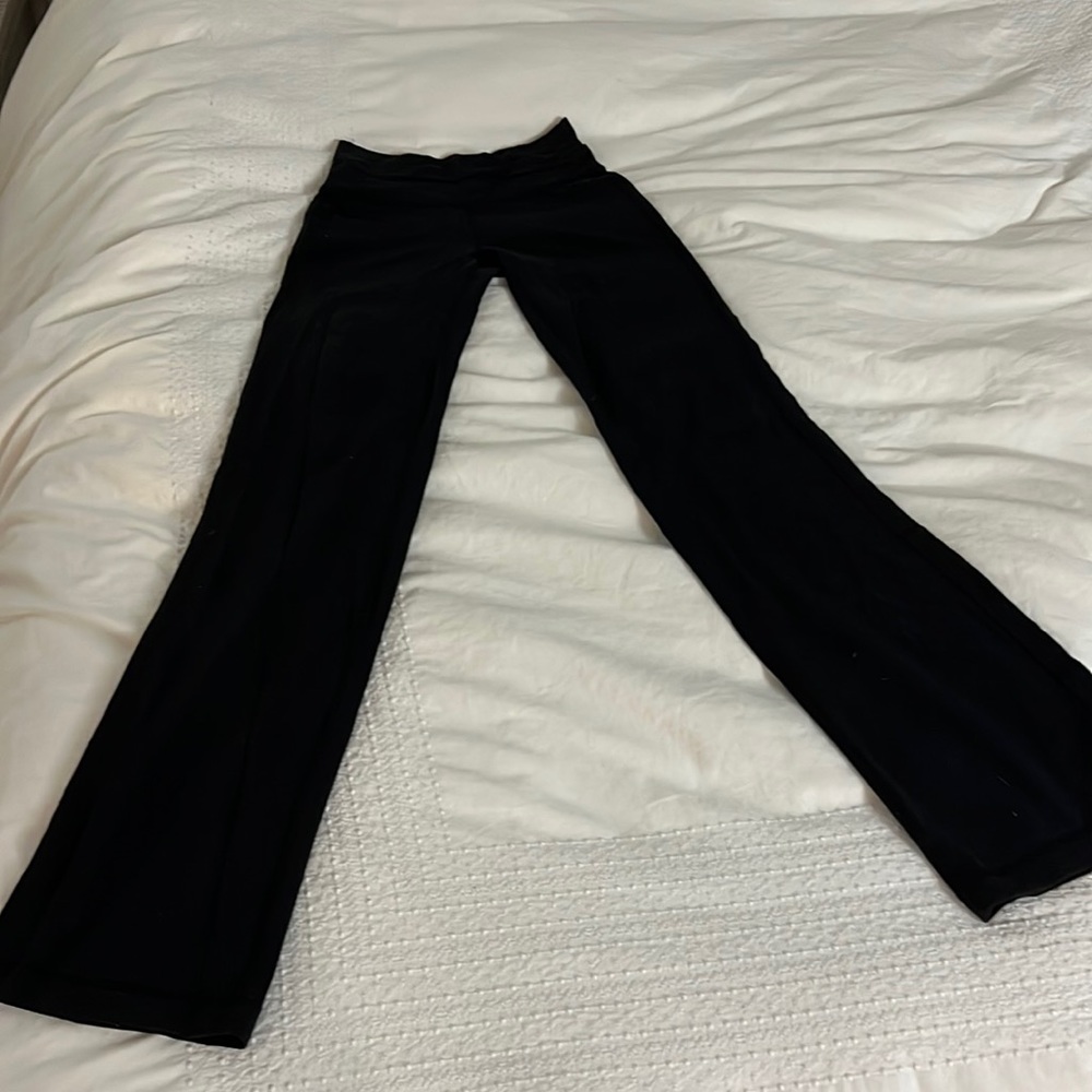 Lululemon 2 regular bootcut flare yoga pants